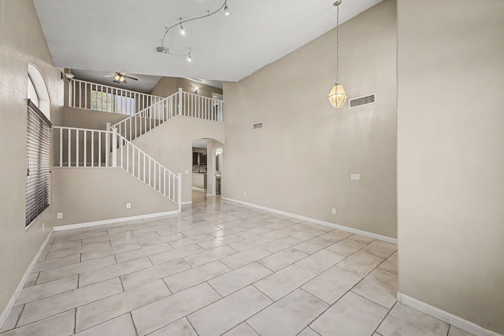 11417 W Amber Trail - Spacious and move in ready 3 bedroom home in Laveen