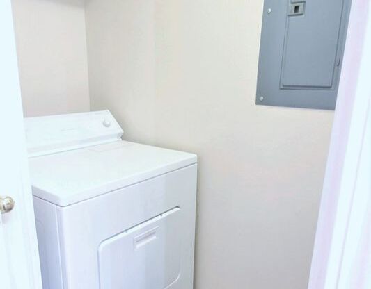 1 bed, 1 bath, 791 sqft, $1,045, Unit 697 - 203