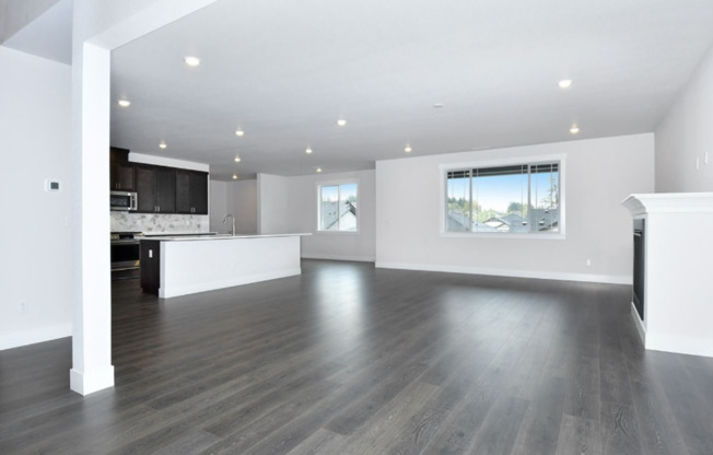 Elegant New Construction in South River Terrace – 4 Bedrooms + Bonus & Flex Spaces!
