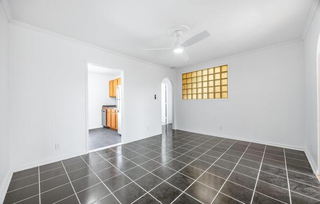 3228 47 ST