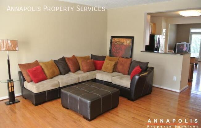 950 CITRINE CT