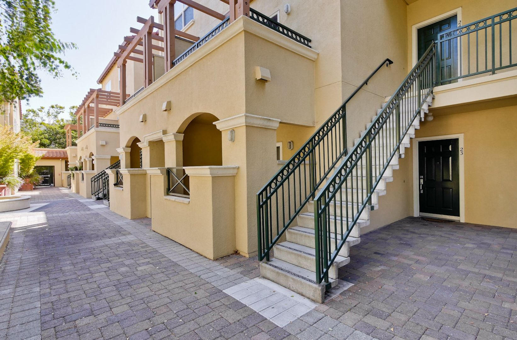 Downtown Mountain View l Stylish Home