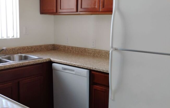 2 beds, 2 baths, 984 sqft, $1,700, Unit 228