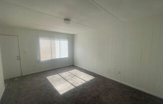 3 beds, 1 bath, $1,600