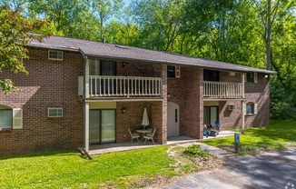 516 BAIRD CRK RD