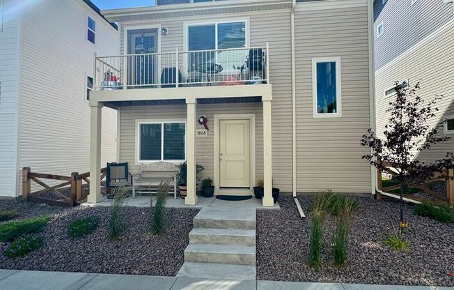 Like New 3 bedroom home in Banning Lewis