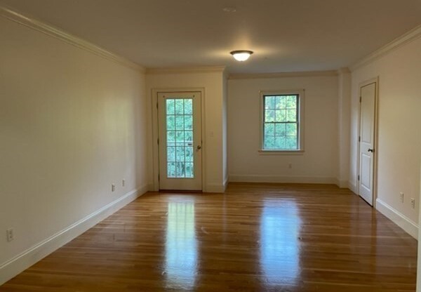 255 Winter St Unit 307