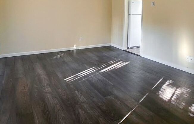 1 bed, 1 bath, 560 sqft, $2,195, Unit 4225-G