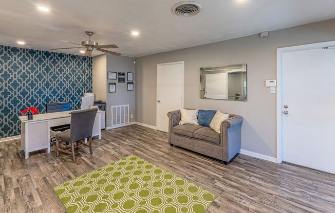 1 bed, 1 bath, 658 sqft, $1,345, Unit 180