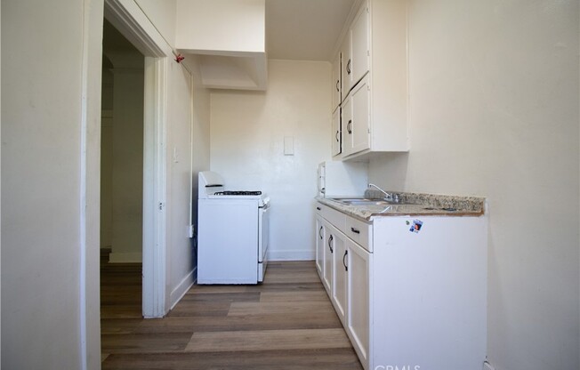 1316 S Mariposa Ave