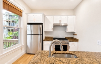 6 VINTON ST
