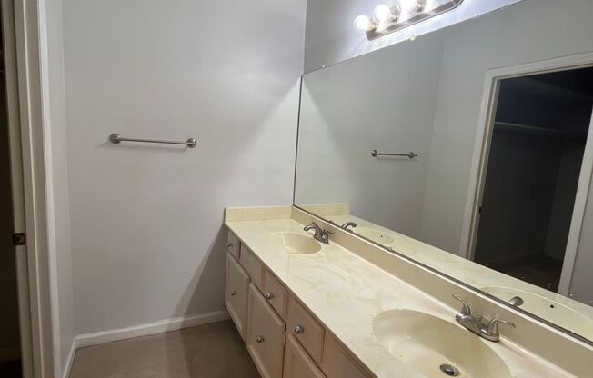 2 beds, 2 baths, $1,695