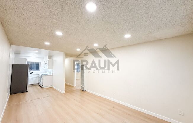 4636 LAUREL CANYON, LLC