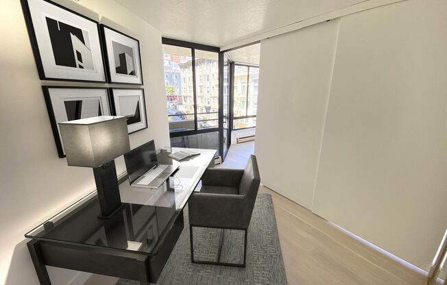 Advent - Low Deposit, Parking & Internet Included!