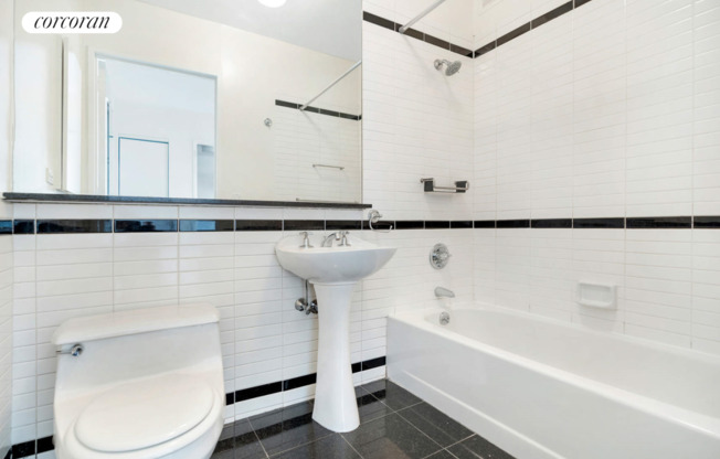 356 E 88 ST