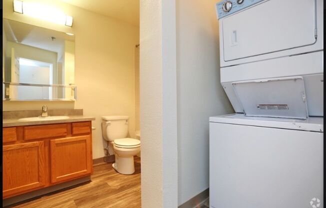 1 bed, 1 bath, 635 sqft, $1,600, Unit 411