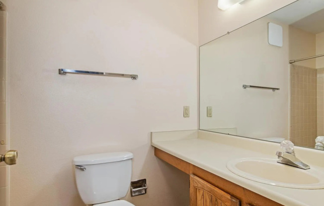 2 beds, 2 baths, $1,695, Unit # #C 12