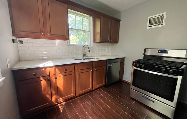 3 Bedroom 1 Bathroom House in Minneapolis!