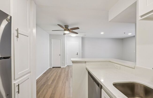 1 bed, 1 bath, 700 sqft, $1,798, Unit 150