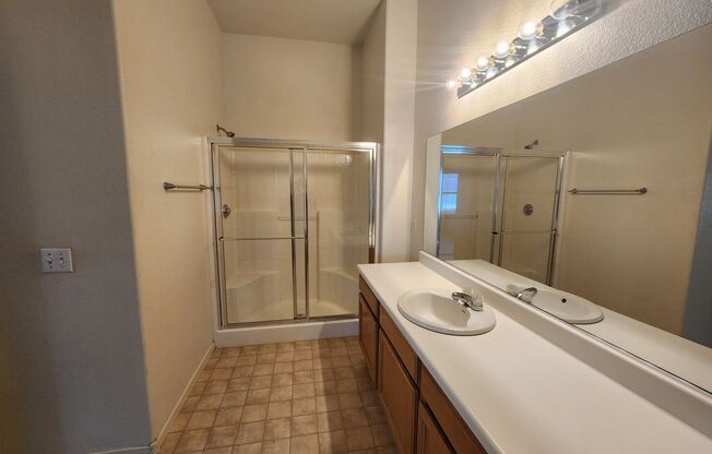 2 beds, 2 baths, $1,500, Unit # 271