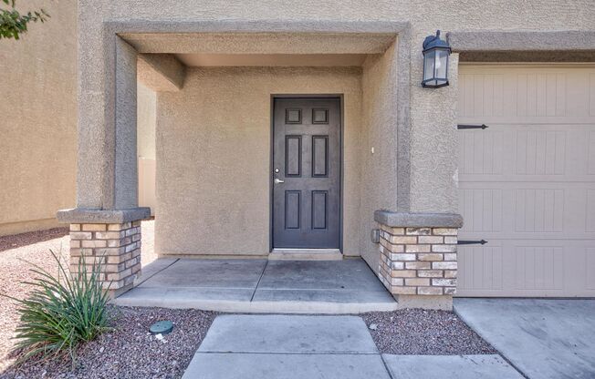 Spacious Three-Story Retreat with Five Bedrooms and Modern Comforts