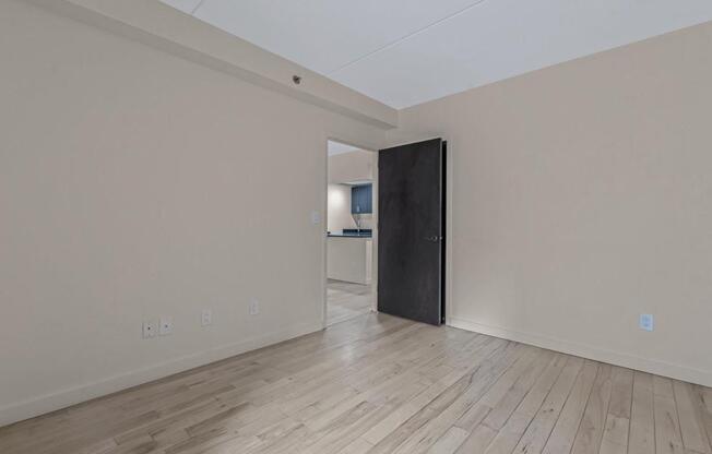 2 beds, 1 bath, 754 sqft, $3,400, Unit A2D