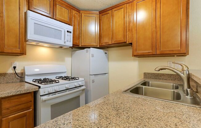 N Sutter Street - 5101