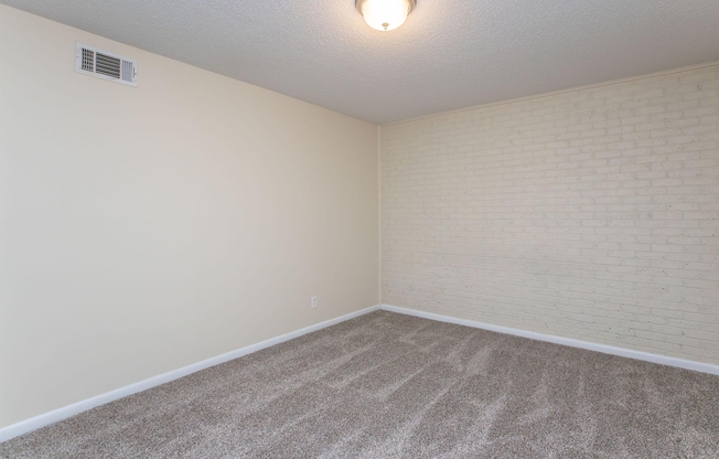 1 bed, 1 bath, 580 sqft, $814