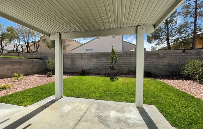 Charming Single-Story Home with 3-Car Garage – Great Location!  Available Soon!