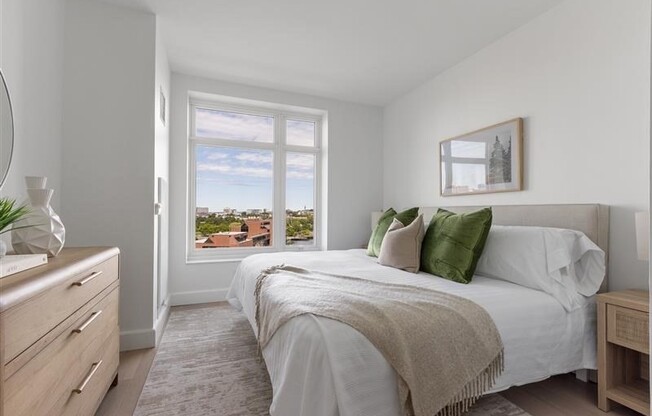 1 bed, 1 bath, 795 sqft, $4,445, Unit 10H