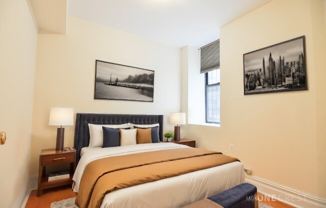 521 W 122 ST