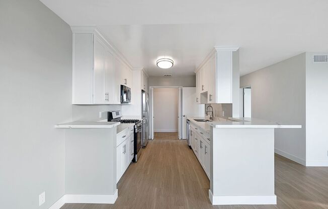 3 beds, 3 baths, 1,780 sqft, $5,750, Unit 204