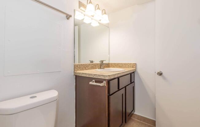 2 beds, 2 baths, 967 sqft, $1,399