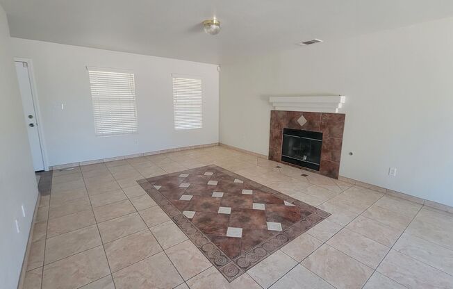 4402 Sun Devils Ave., Bakersfield, CA 93313