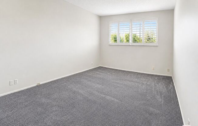 3320 GRIFFITH PARK BLVD