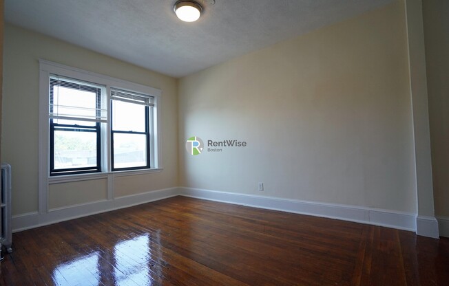 1315 Commonwealth Ave