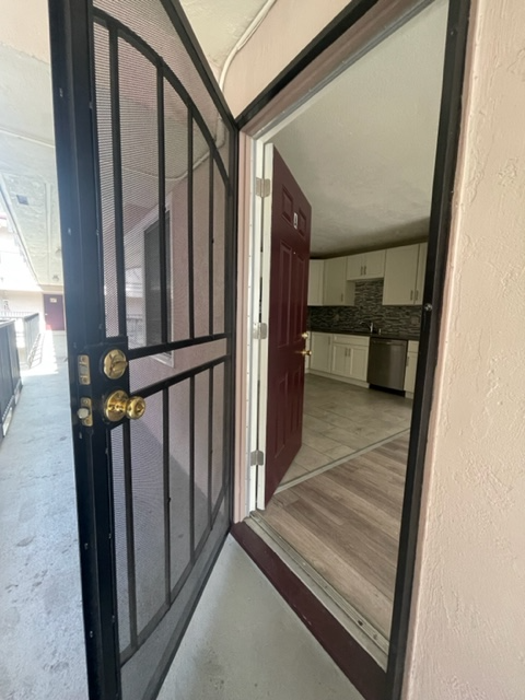 2605 9 ST