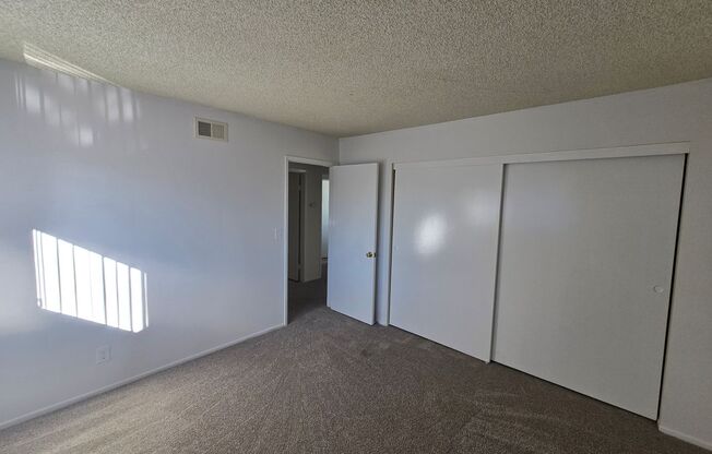 3 beds, 2.5 baths, 1,400 sqft, $3,595, Unit 1