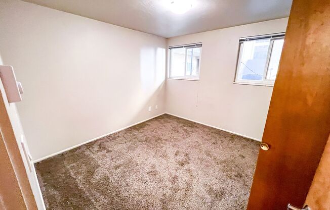 3 beds, 2 baths, 1,390 sqft, $3,095, Unit 401