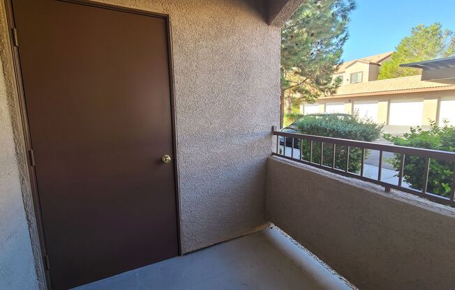 2 beds, 2 baths, $1,300, Unit # 180