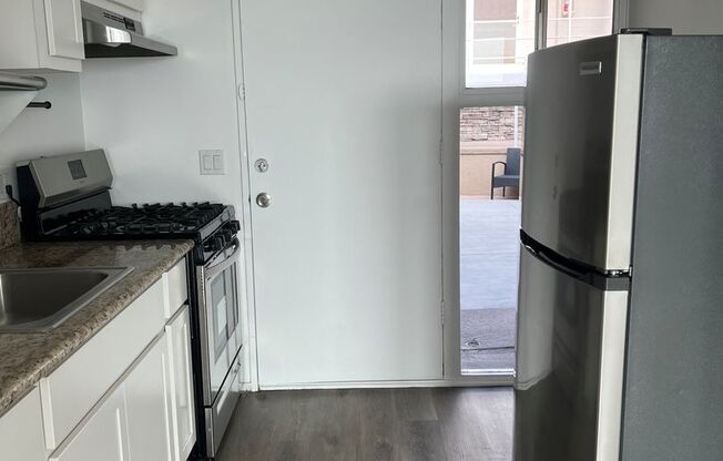 Studio, 1 bath, 400 sqft, $1,745, Unit 2