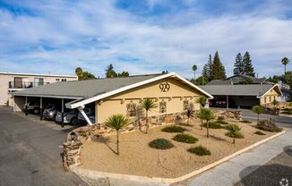 Welcome to Tamarack Gardens! Located in the heart of Sunnyvale