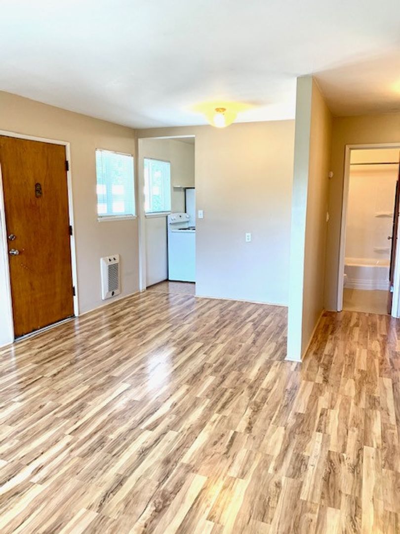 1212/1214 N 49th St - Carlson