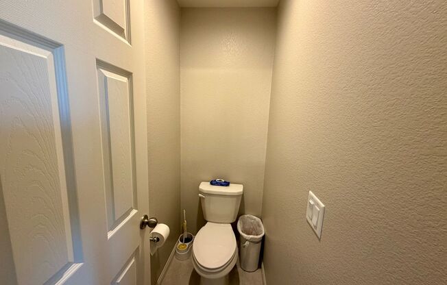 3 beds, 2 baths, $2,369