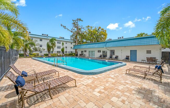 2 beds, 2 baths, 850 sqft, $1,795, Unit D205