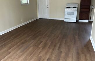 3 beds, 1 bath, $850