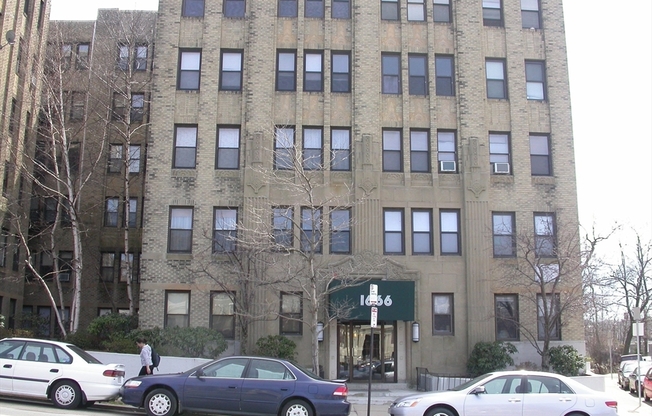 1666 Commonwealth Ave