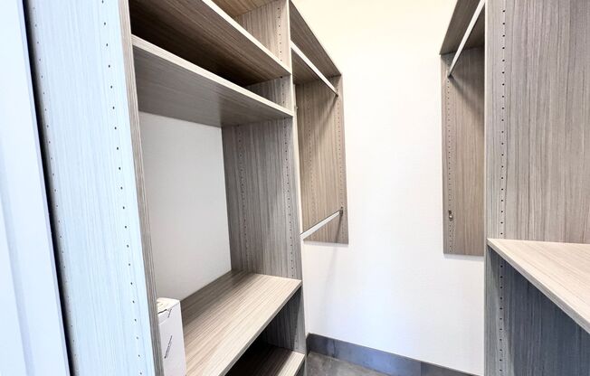 2 beds, 2 baths, $1,500, Unit # 1074