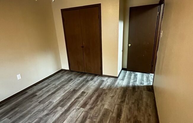 2 beds, 1 bath, 815 sqft, $795, Unit 20