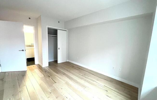 2 beds, 2 baths, $4,107, Unit 7-M